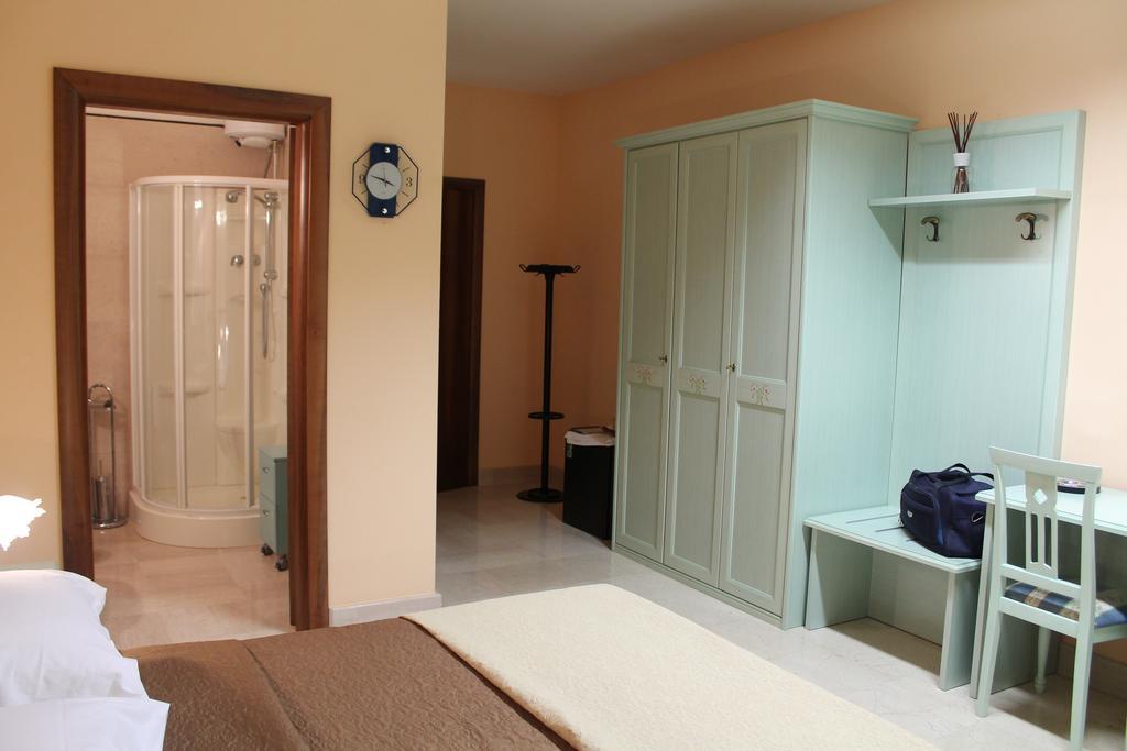 Villa Pinto ลูเชรา ภายนอก รูปภาพ