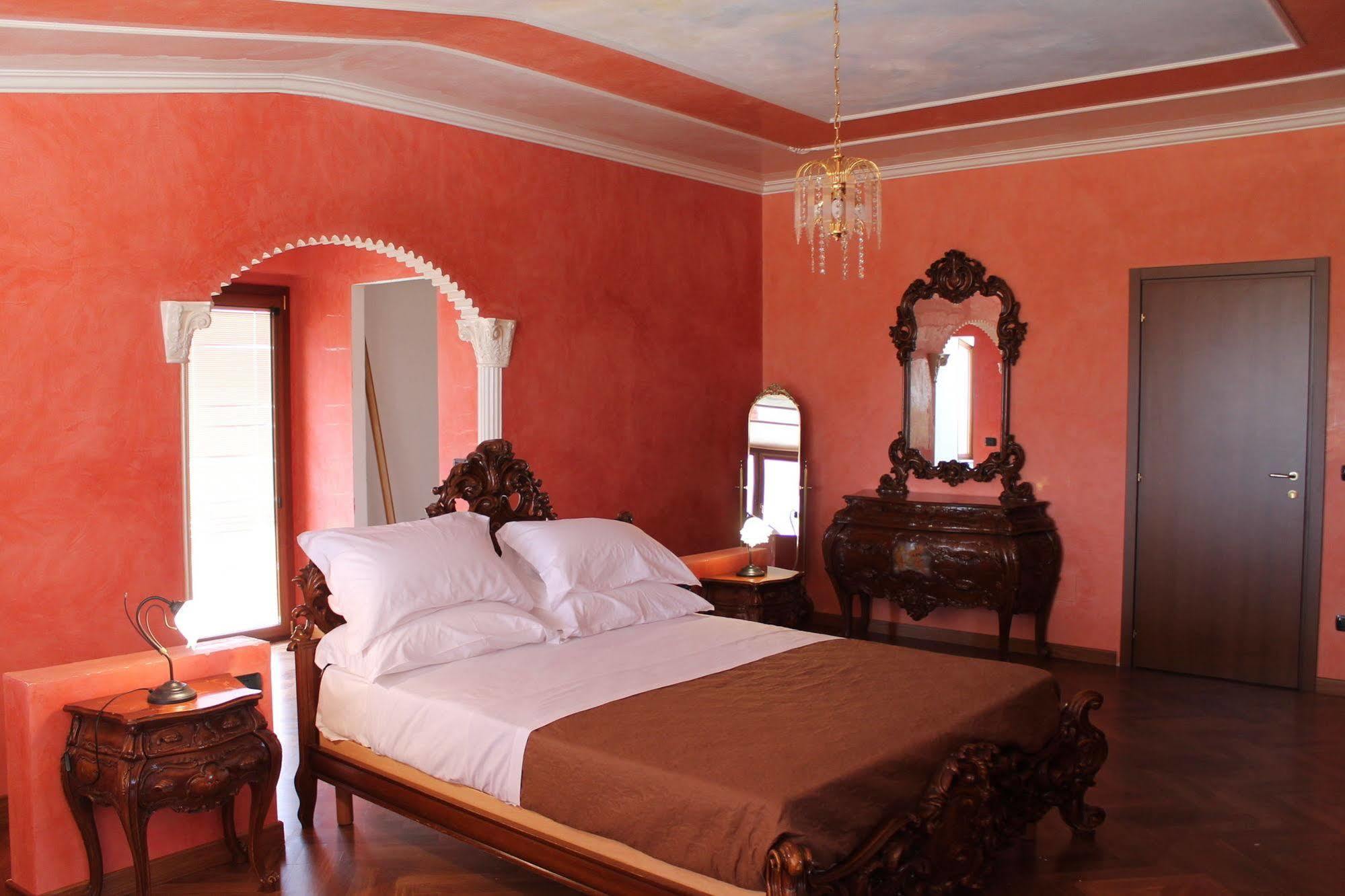 Villa Pinto ลูเชรา ภายนอก รูปภาพ